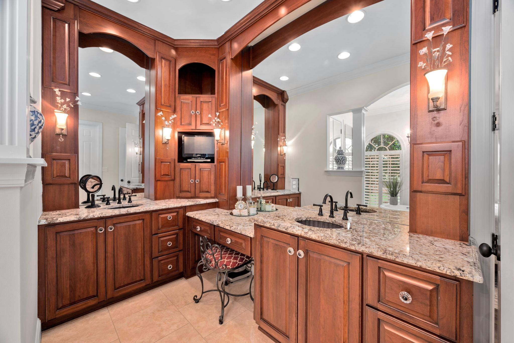 119 Summer Lakes Drive