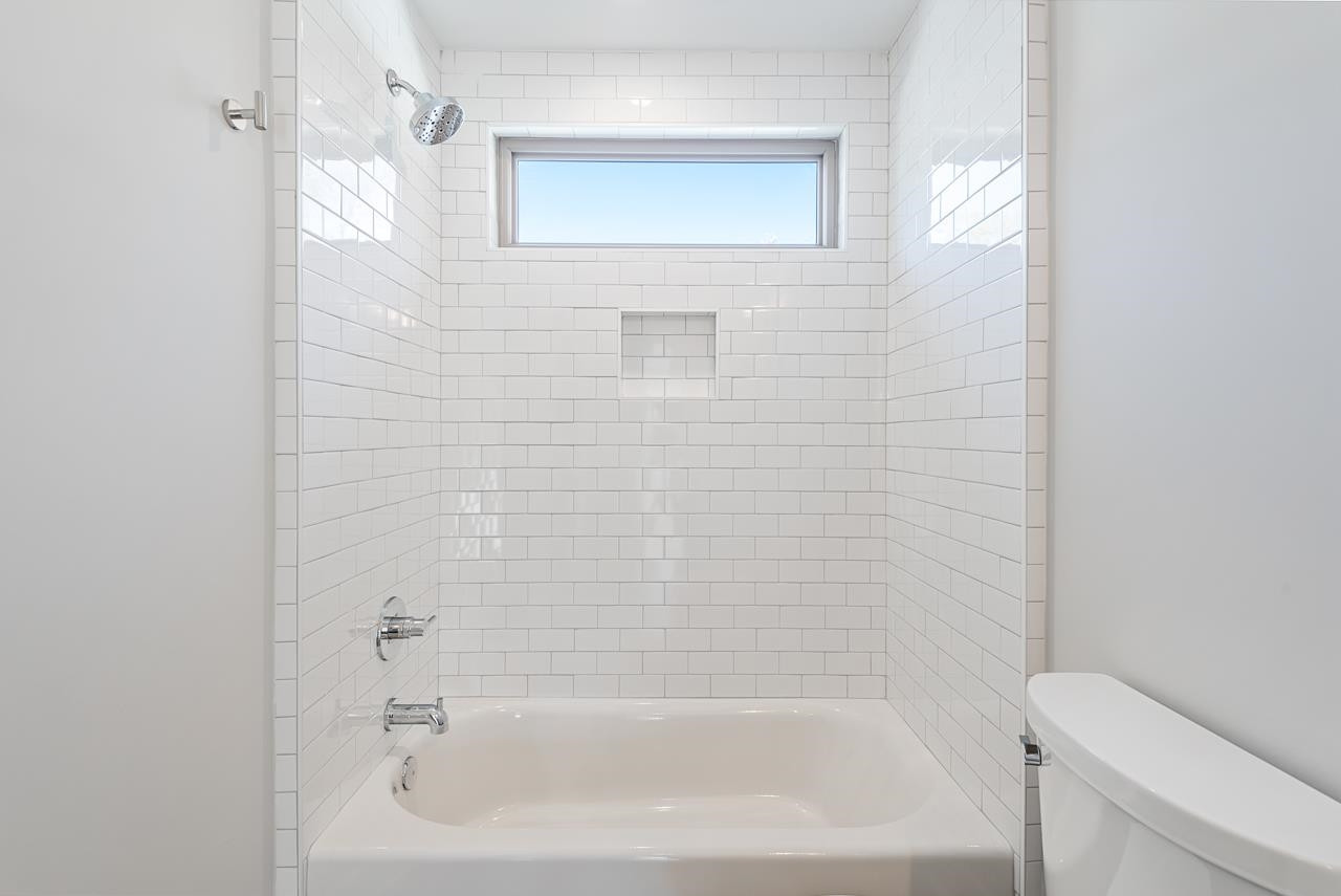 2818 Cascadilla Street