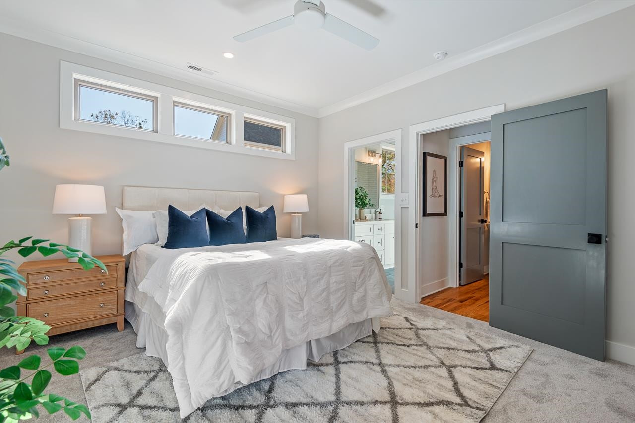 2818 Cascadilla Street