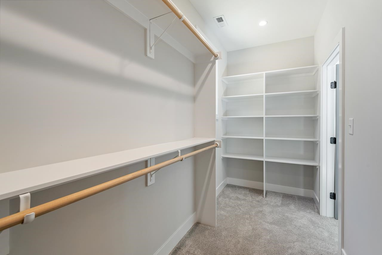 2818 Cascadilla Street