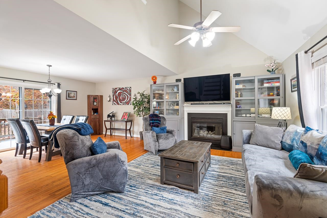 2760 Lynndale Court