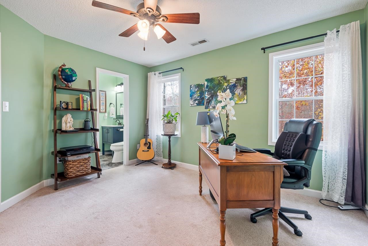 2760 Lynndale Court