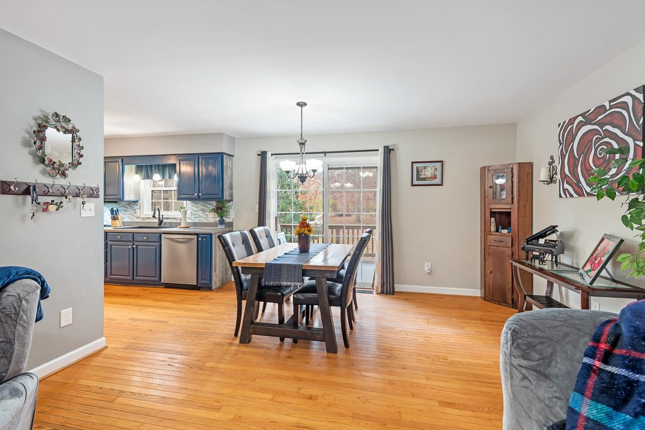 2760 Lynndale Court
