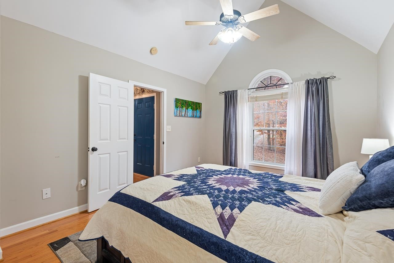 2760 Lynndale Court