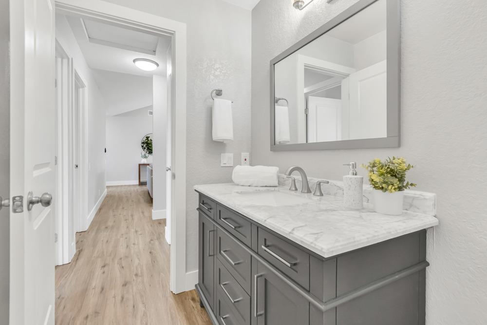 3420 Secret Lake Trail