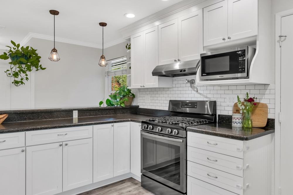 5870 Elmwood Court