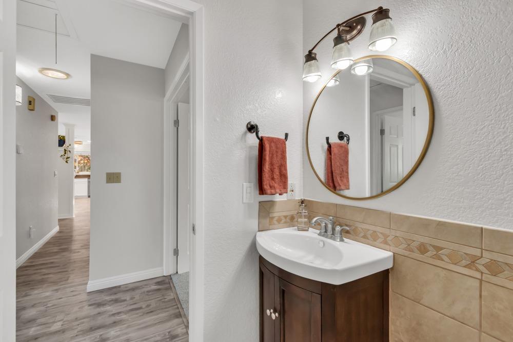 5870 Elmwood Court
