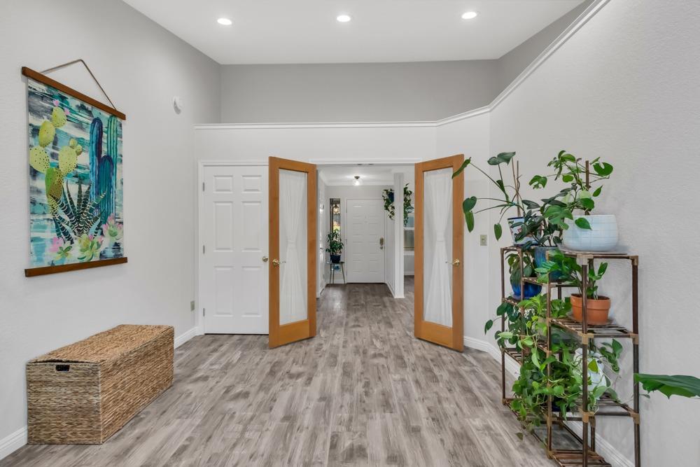 5870 Elmwood Court
