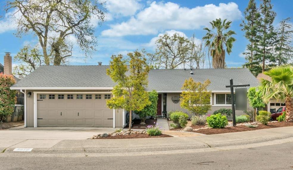 5870 Elmwood Court