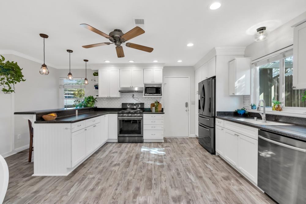 5870 Elmwood Court
