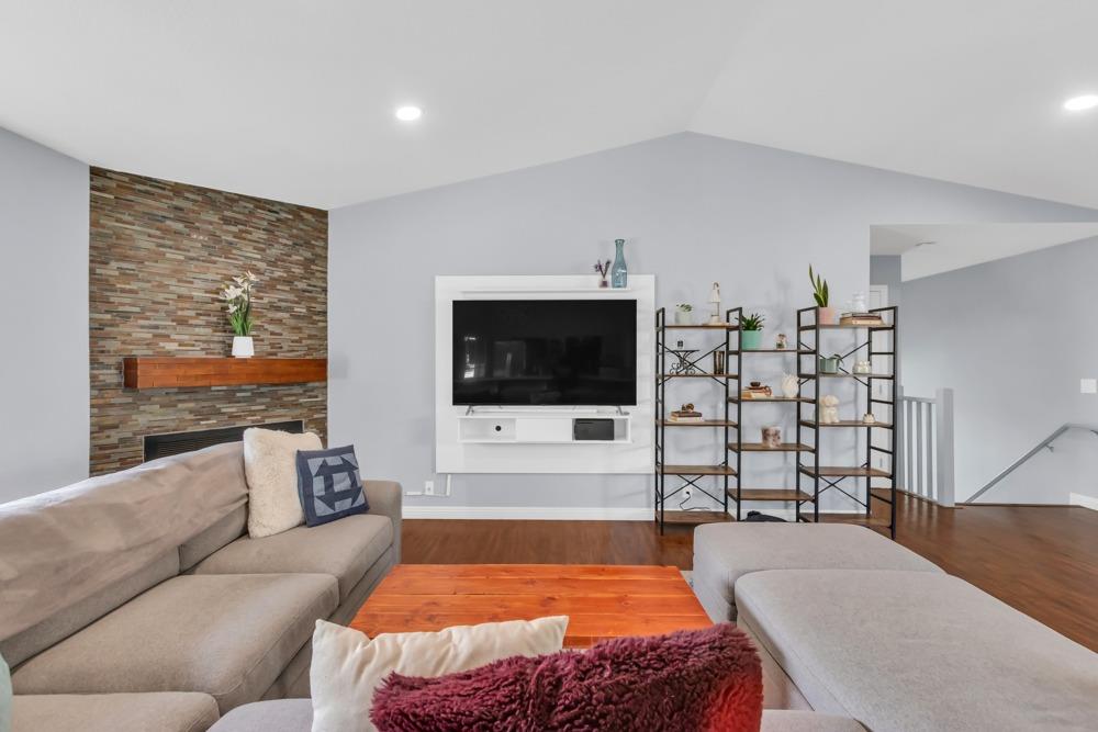 4732 Courtland Lane 53