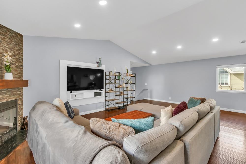 4732 Courtland Lane 53