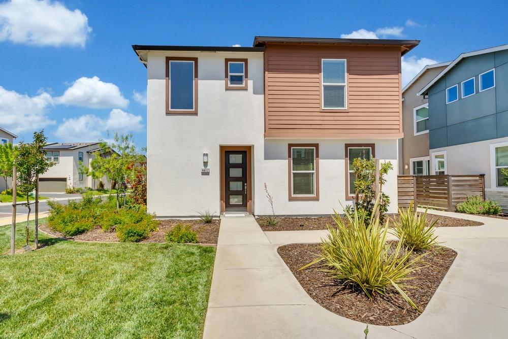 4417 Ocean Lane
