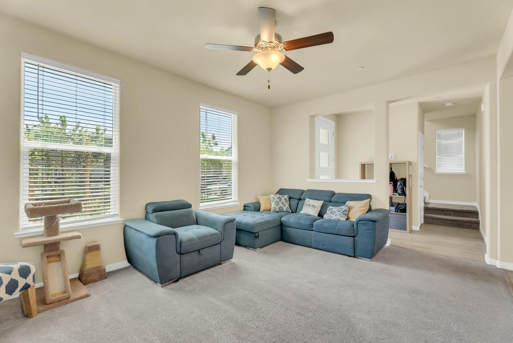4417 Ocean Lane