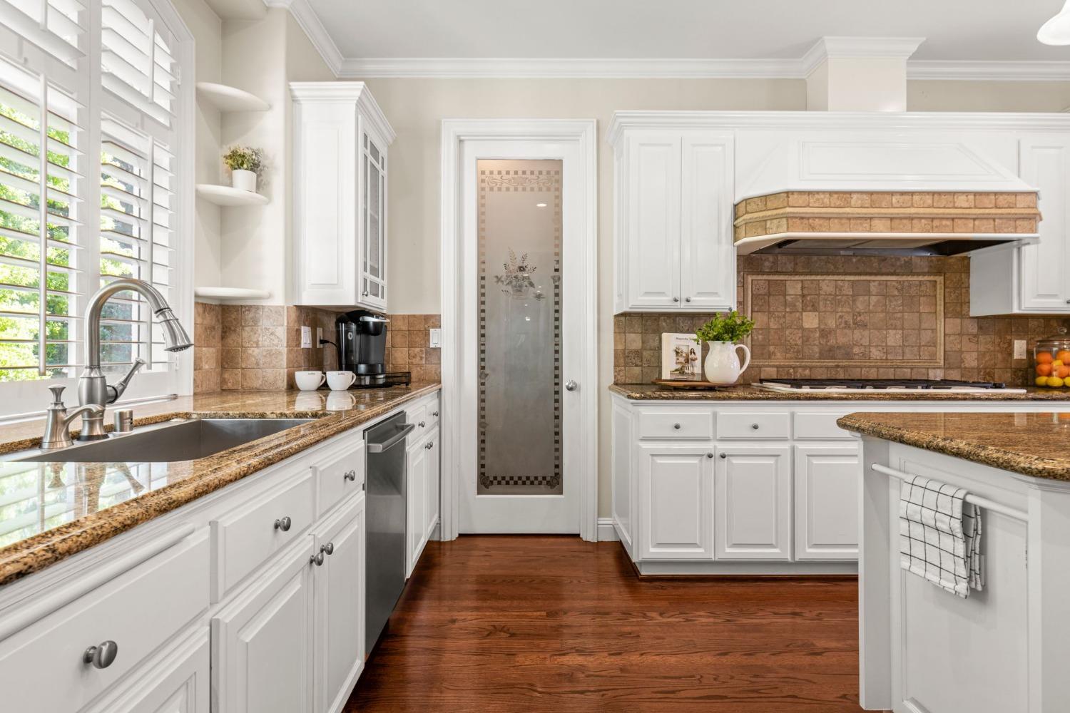 9505 Ashbourne Court