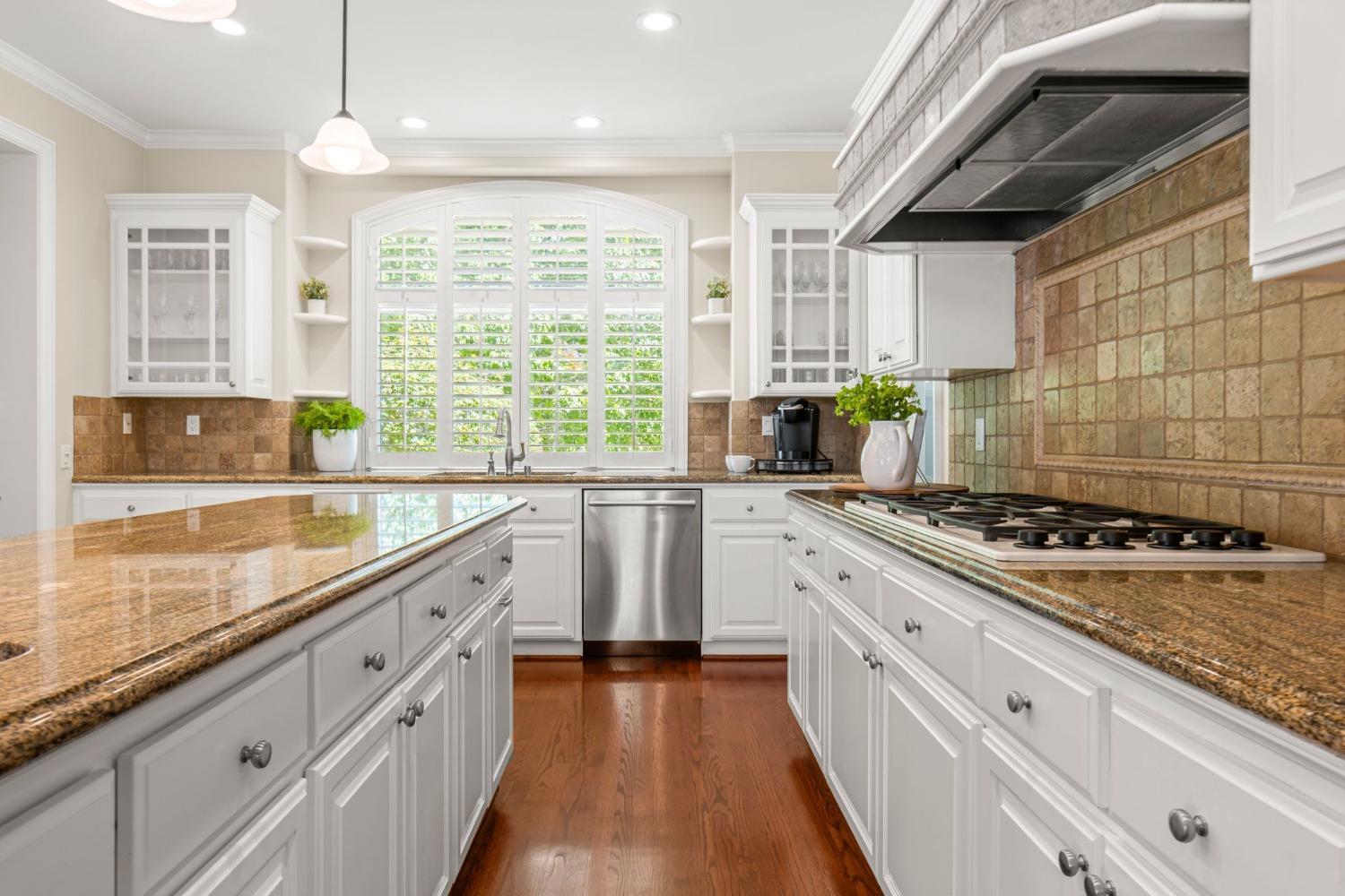 9505 Ashbourne Court