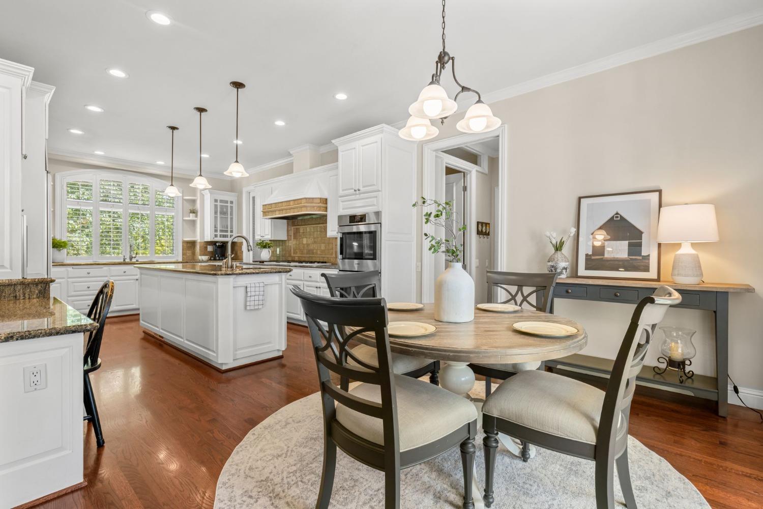 9505 Ashbourne Court