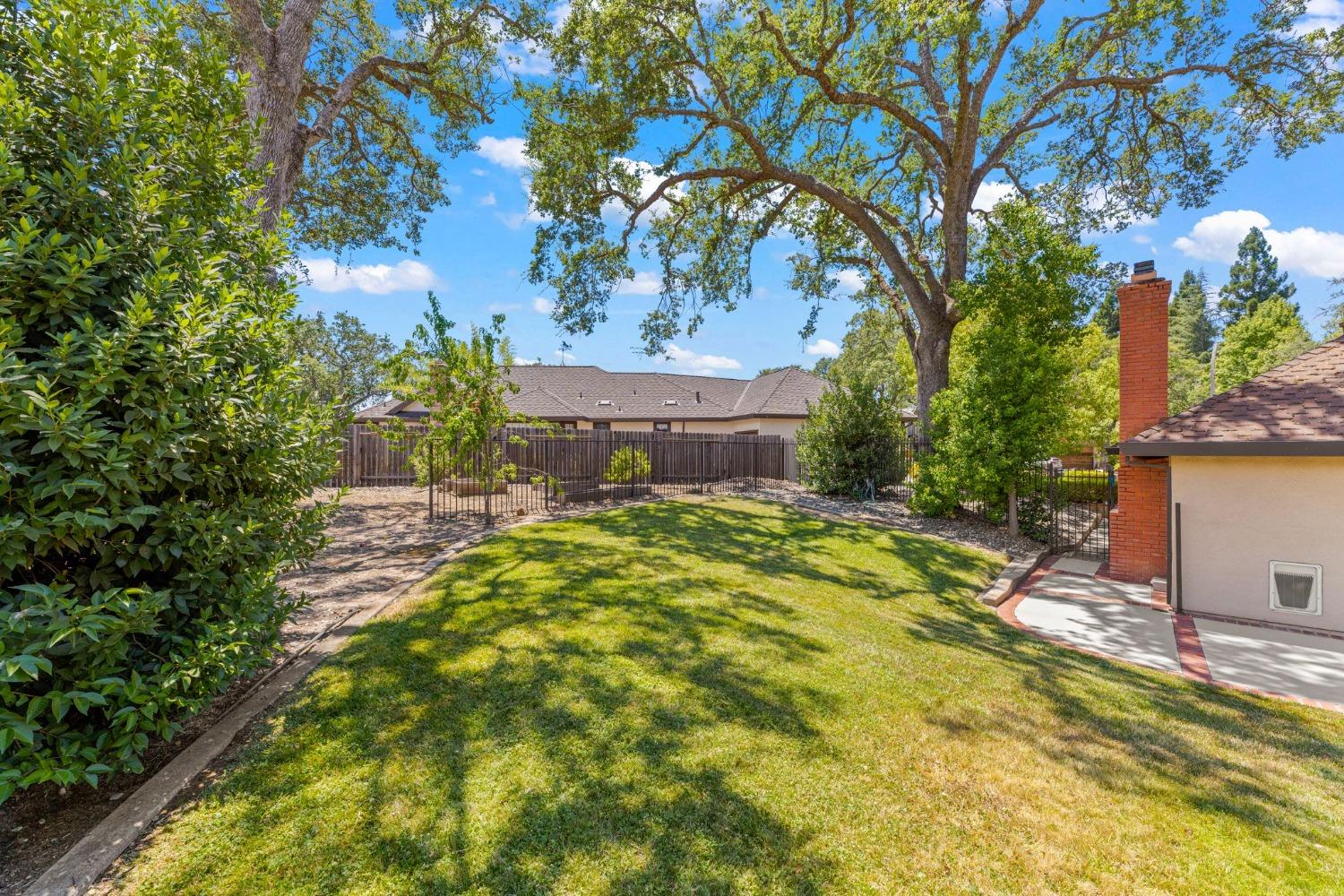 1603 Valley View Court
