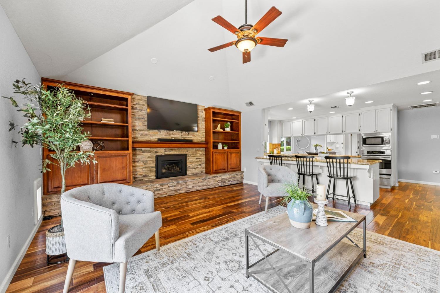 1603 Valley View Court