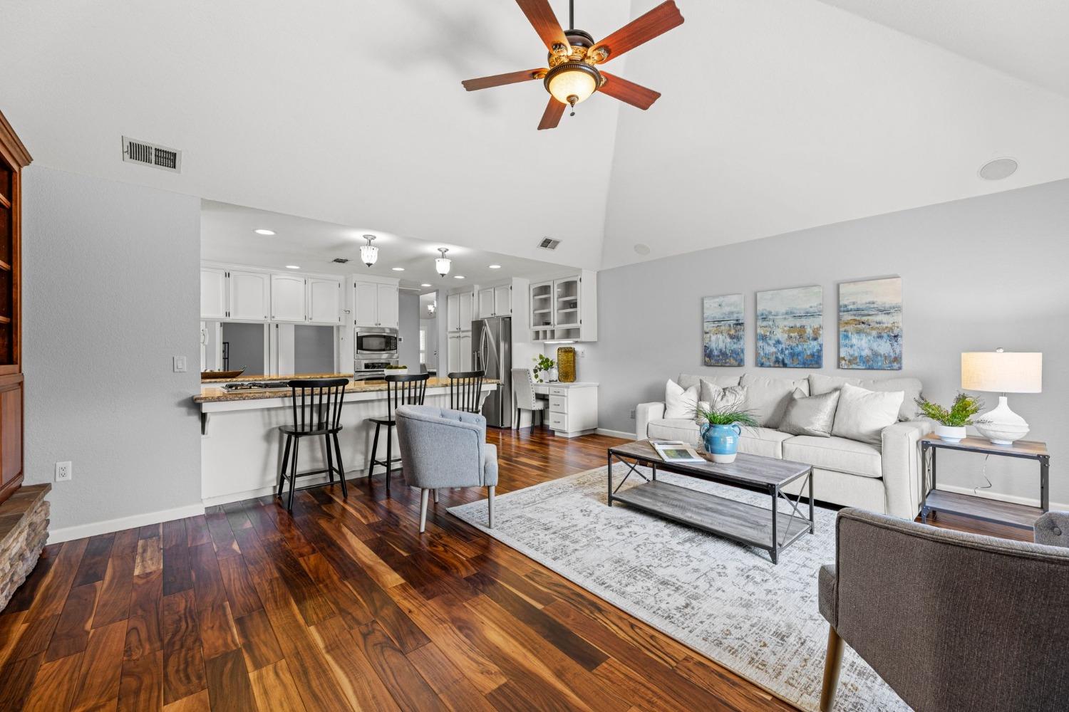 1603 Valley View Court