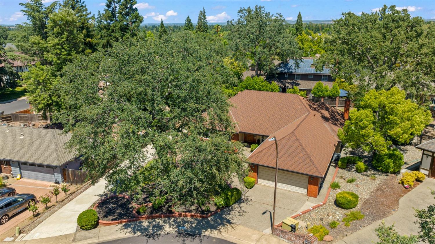 1603 Valley View Court