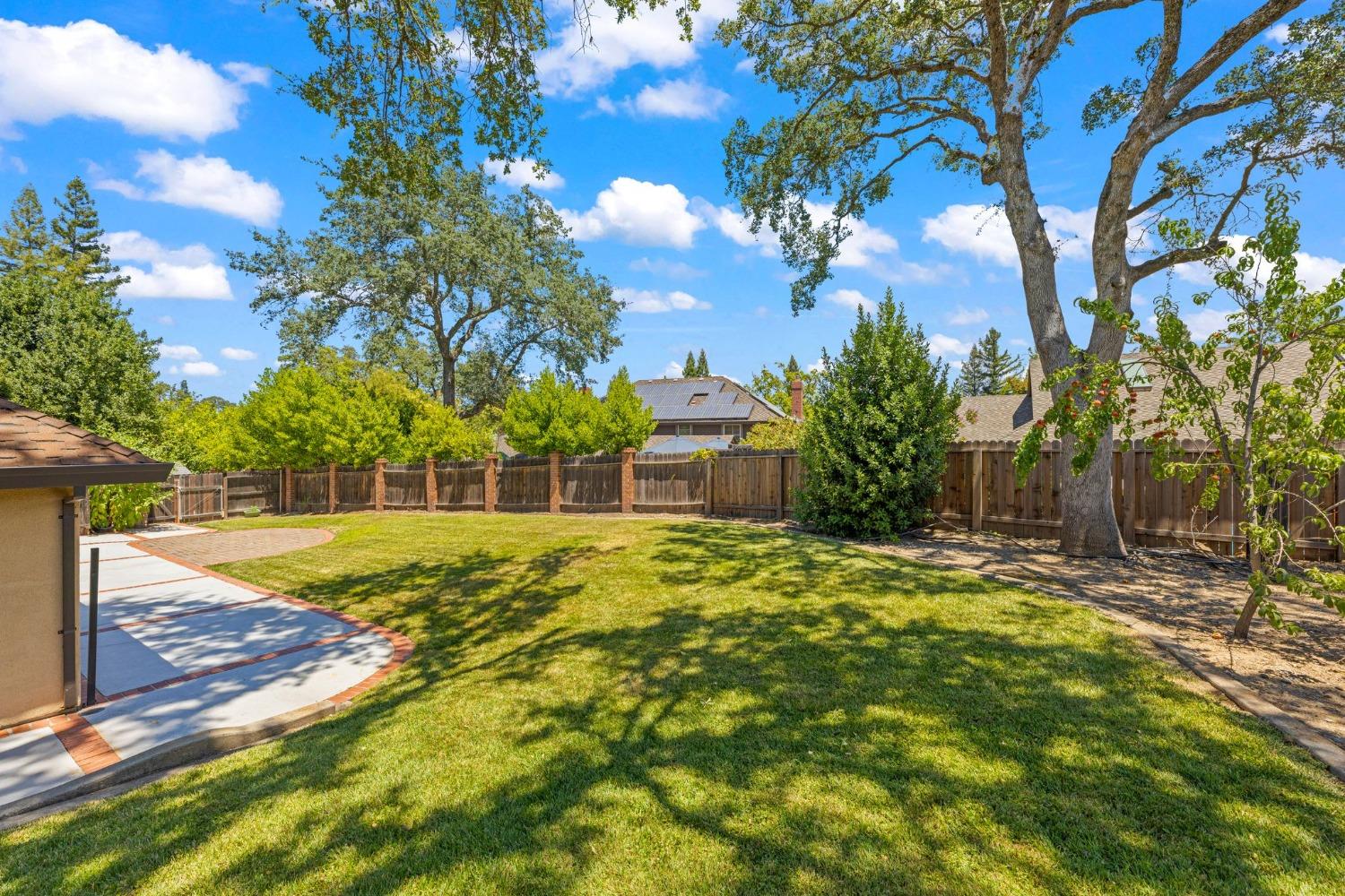 1603 Valley View Court