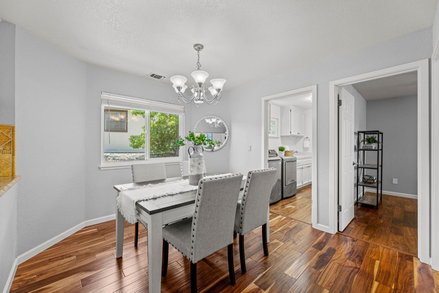 1603 Valley View Court