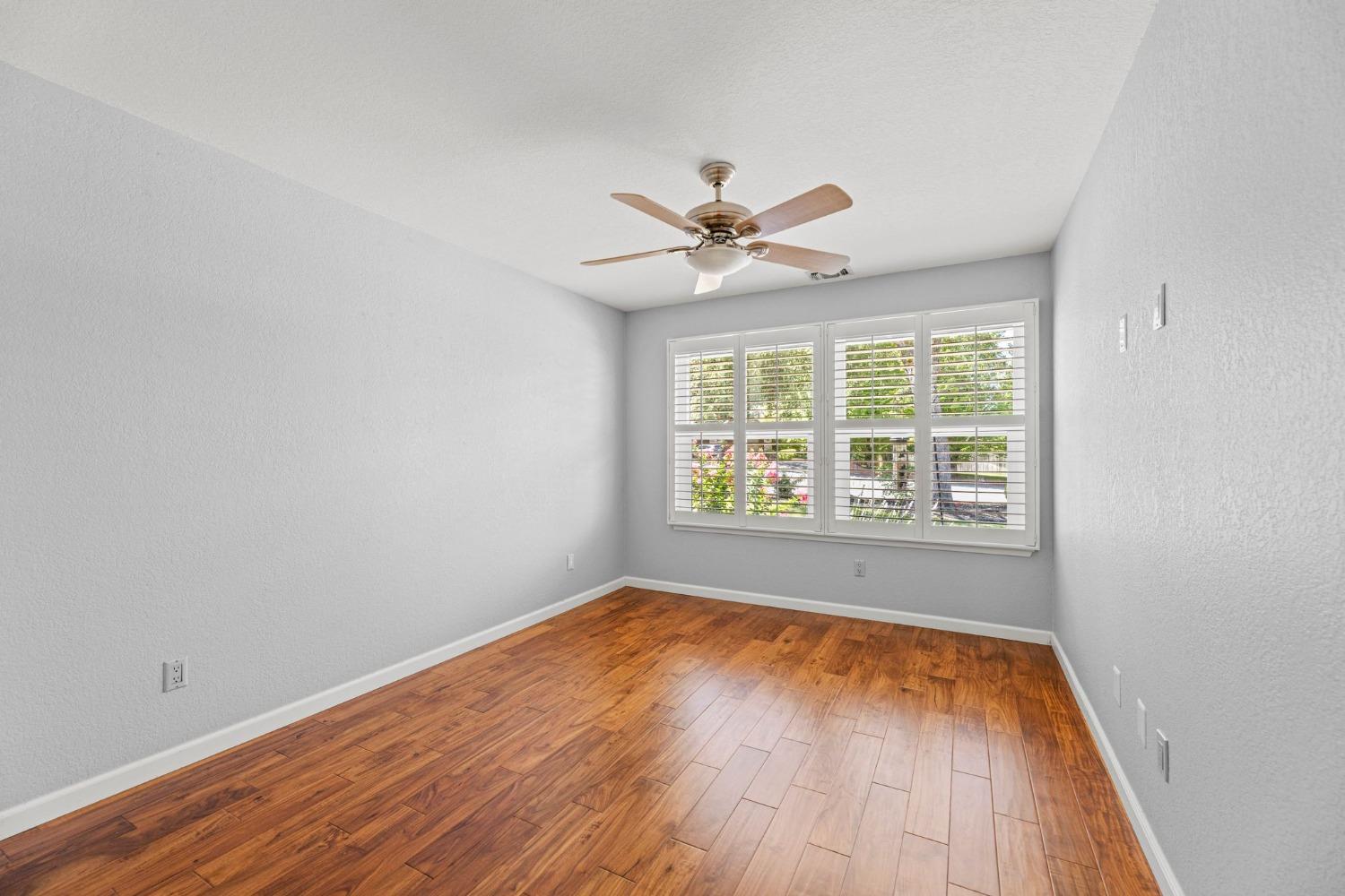 1603 Valley View Court