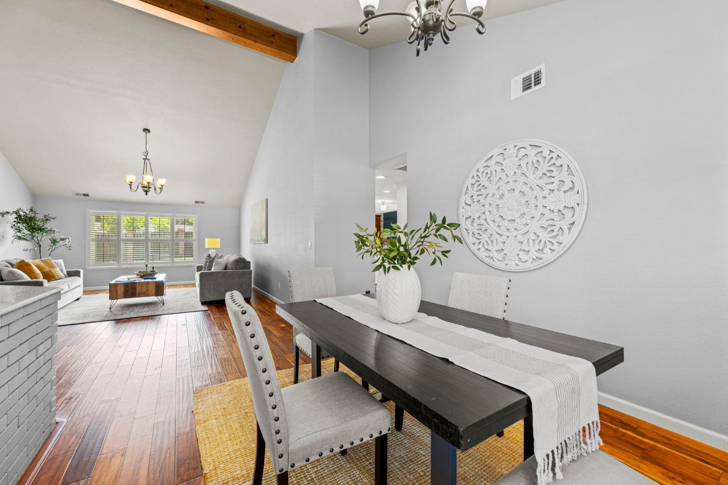 1603 Valley View Court