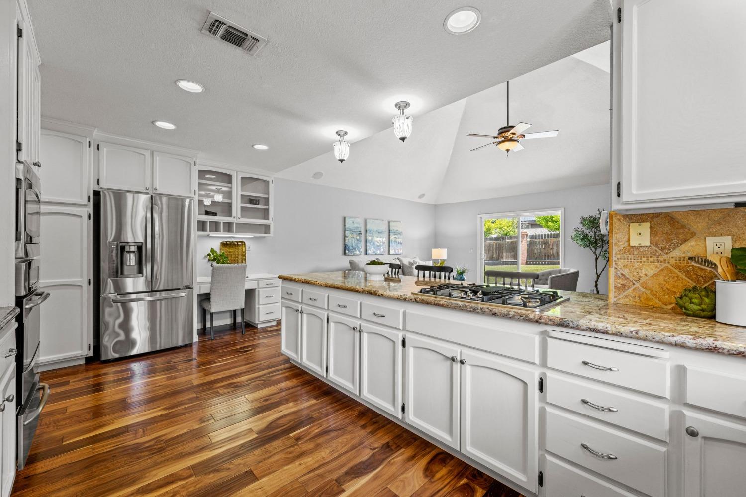 1603 Valley View Court