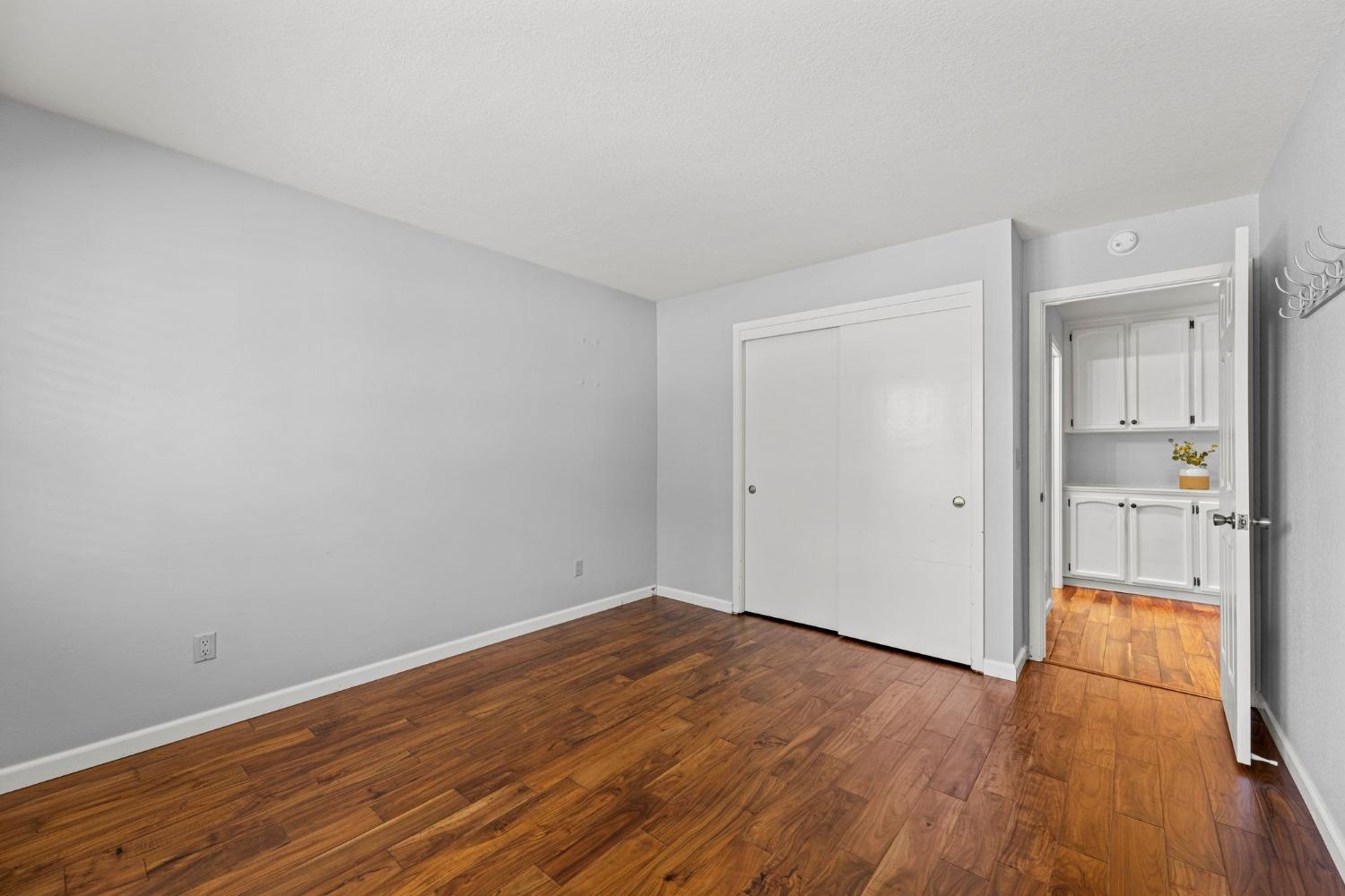 1603 Valley View Court