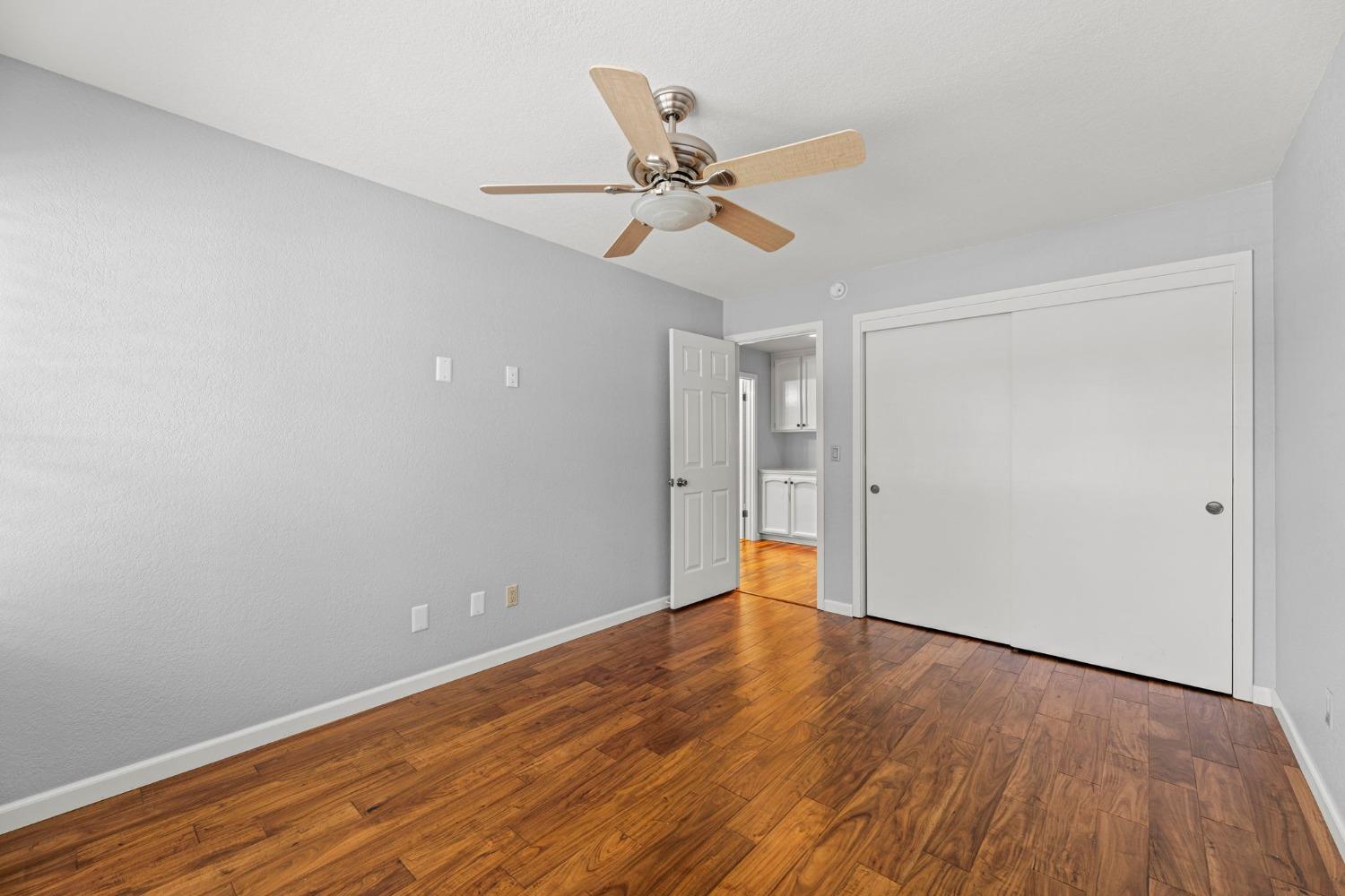 1603 Valley View Court