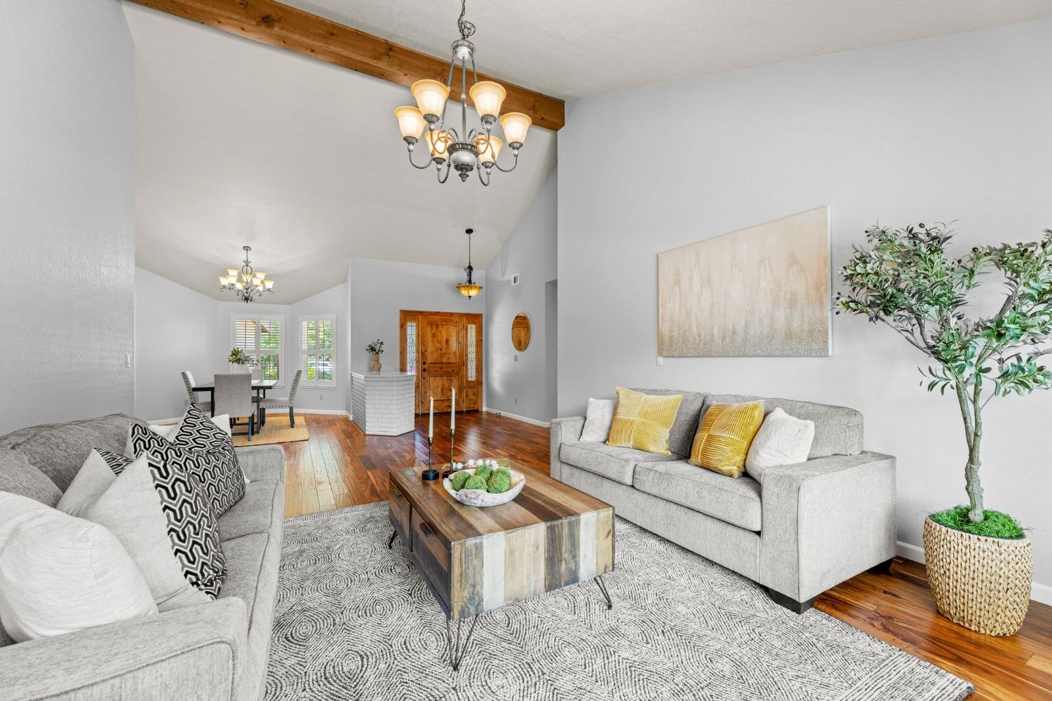 1603 Valley View Court