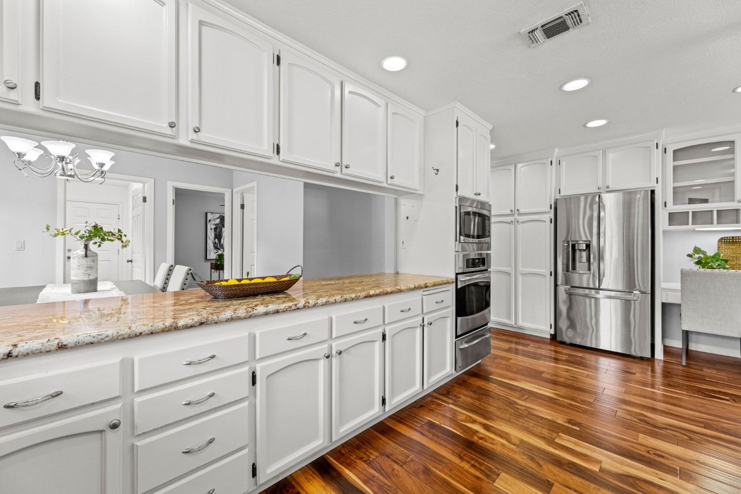 1603 Valley View Court