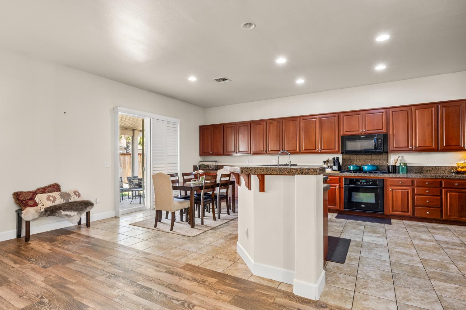 1377 Snowy Egret Street