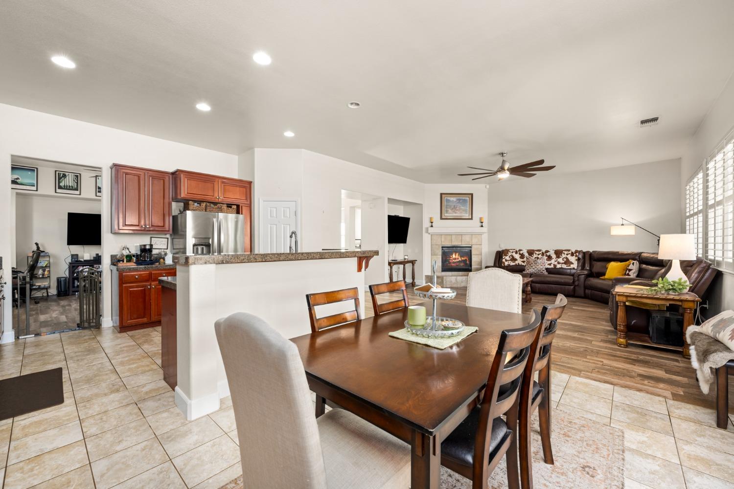 1377 Snowy Egret Street