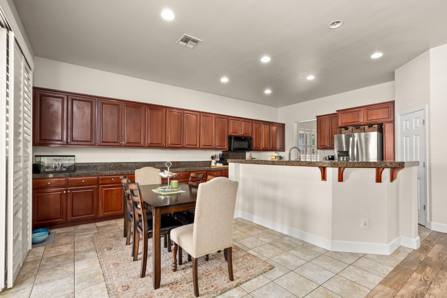 1377 Snowy Egret Street