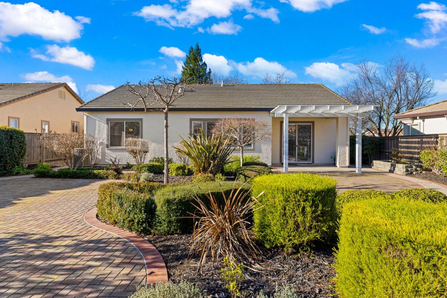 2716 Robinson Creek Lane