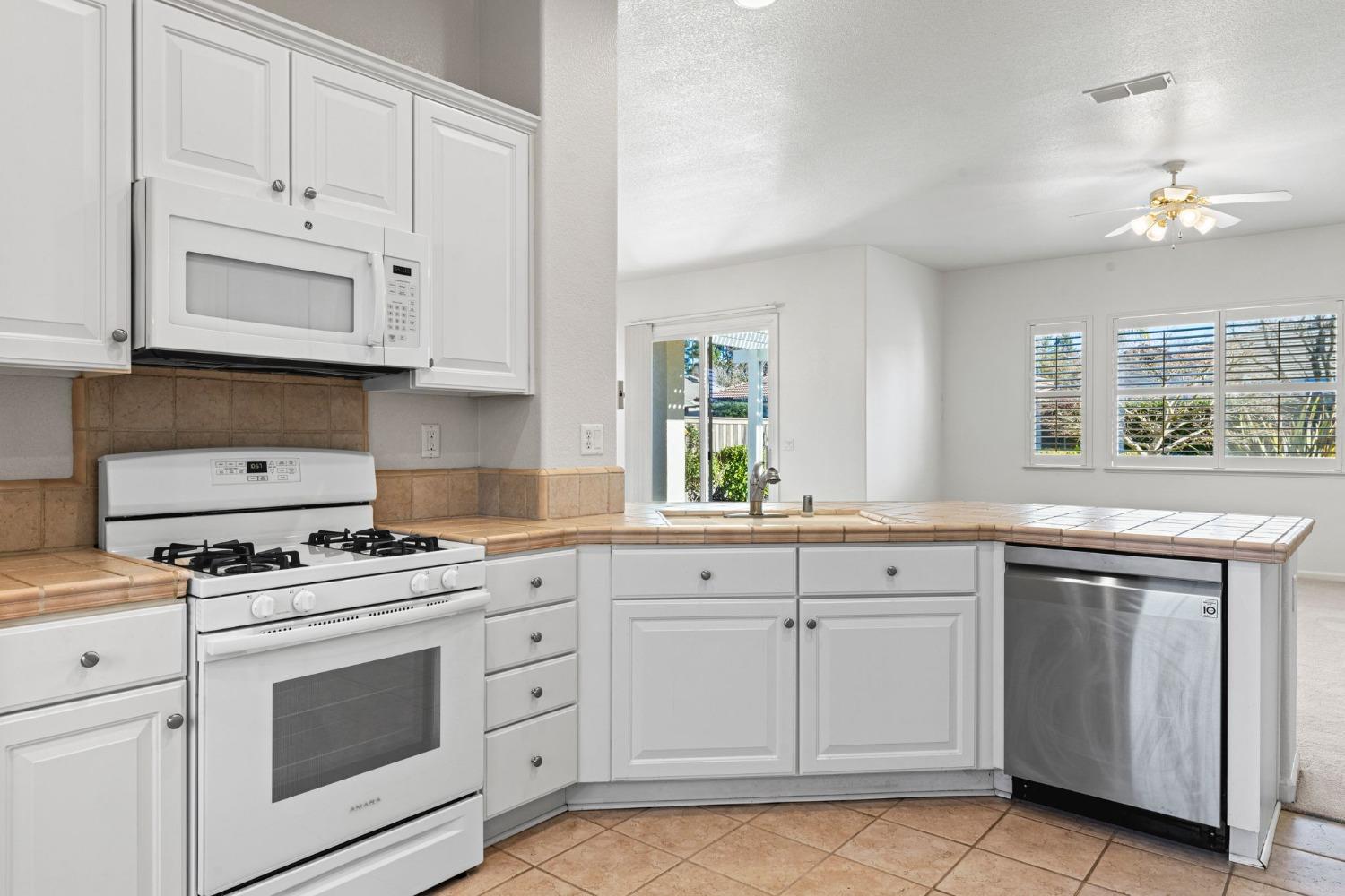 2716 Robinson Creek Lane