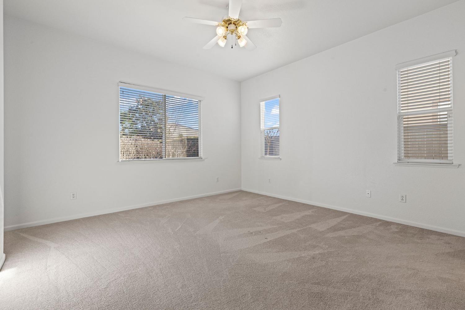 2716 Robinson Creek Lane