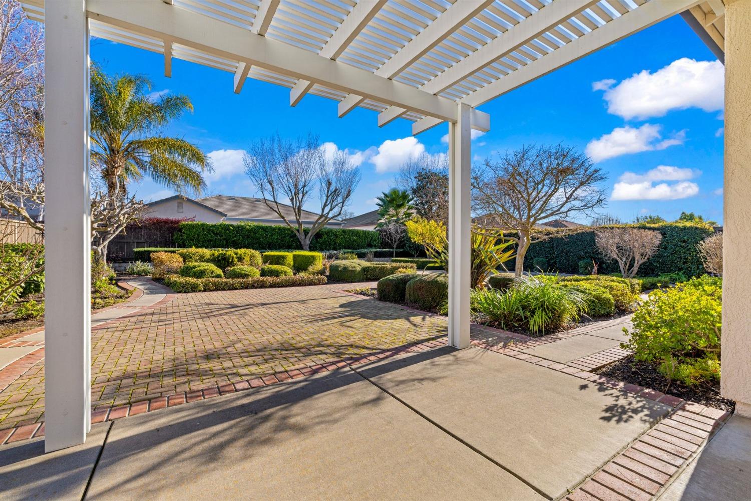 2716 Robinson Creek Lane