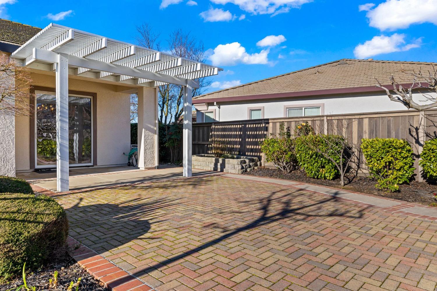 2716 Robinson Creek Lane