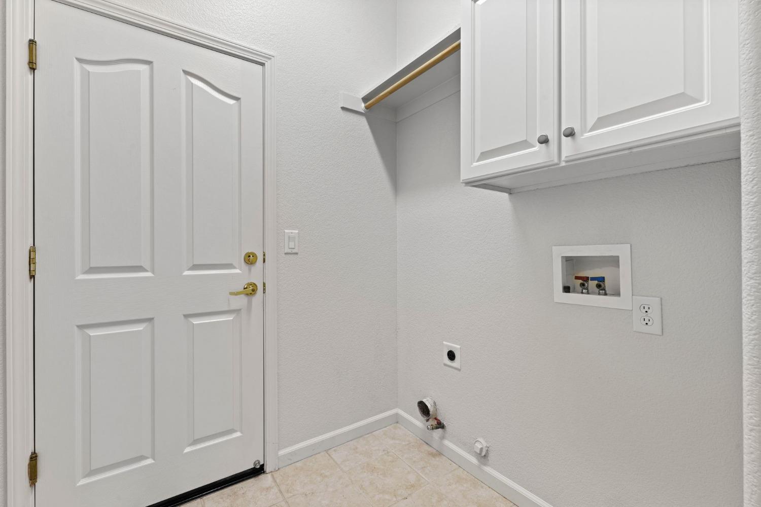 2716 Robinson Creek Lane