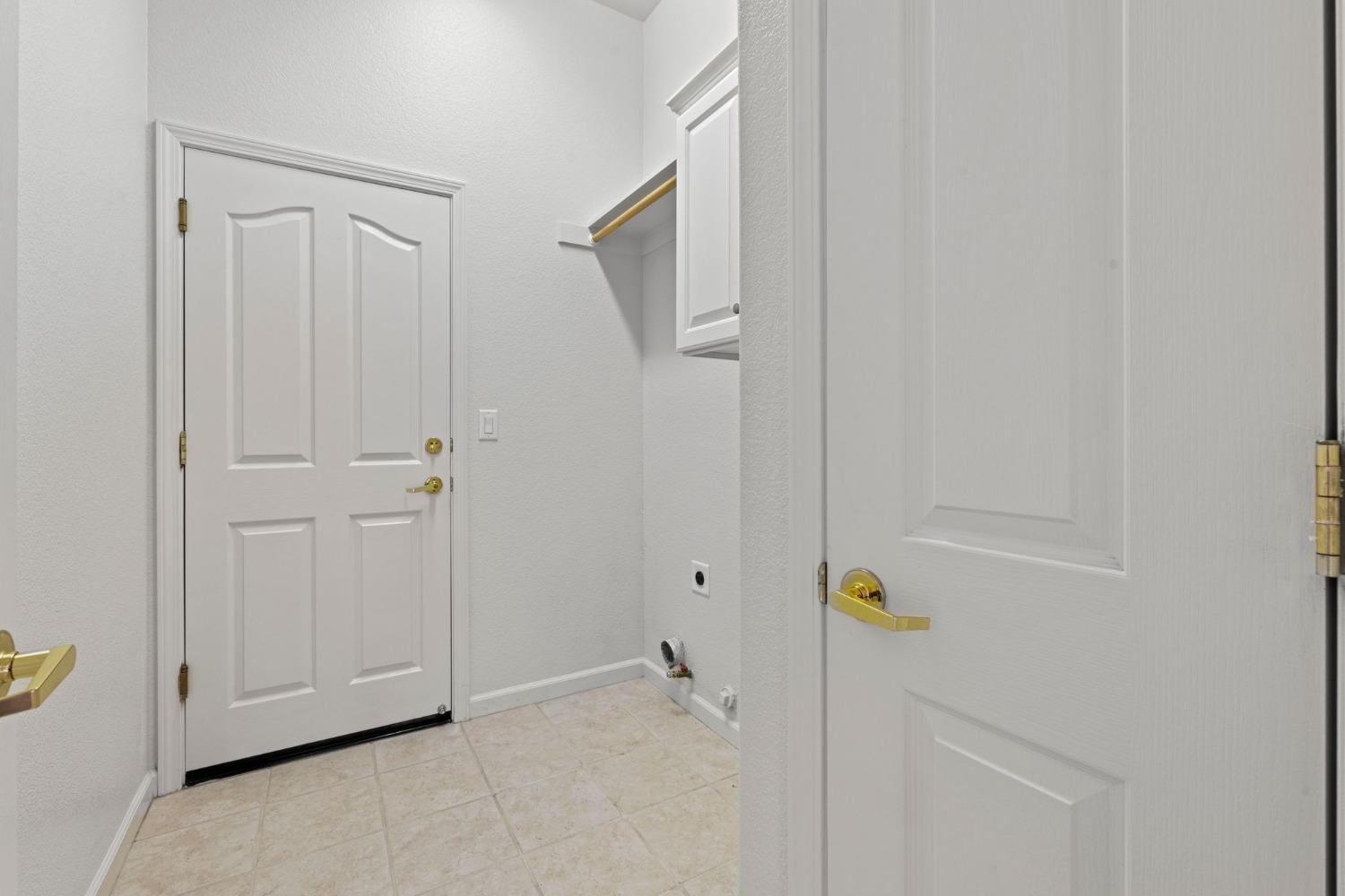 2716 Robinson Creek Lane