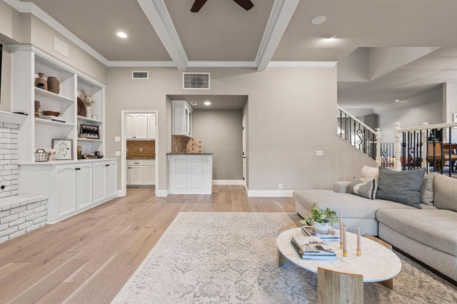 5008 Highgrove Court