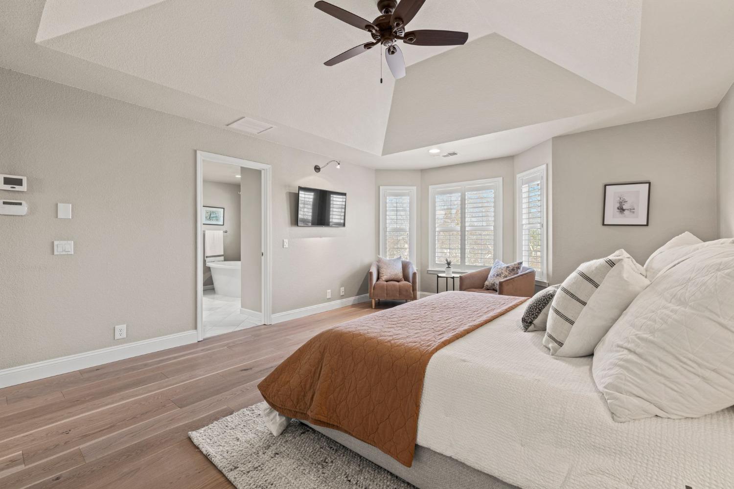 5008 Highgrove Court