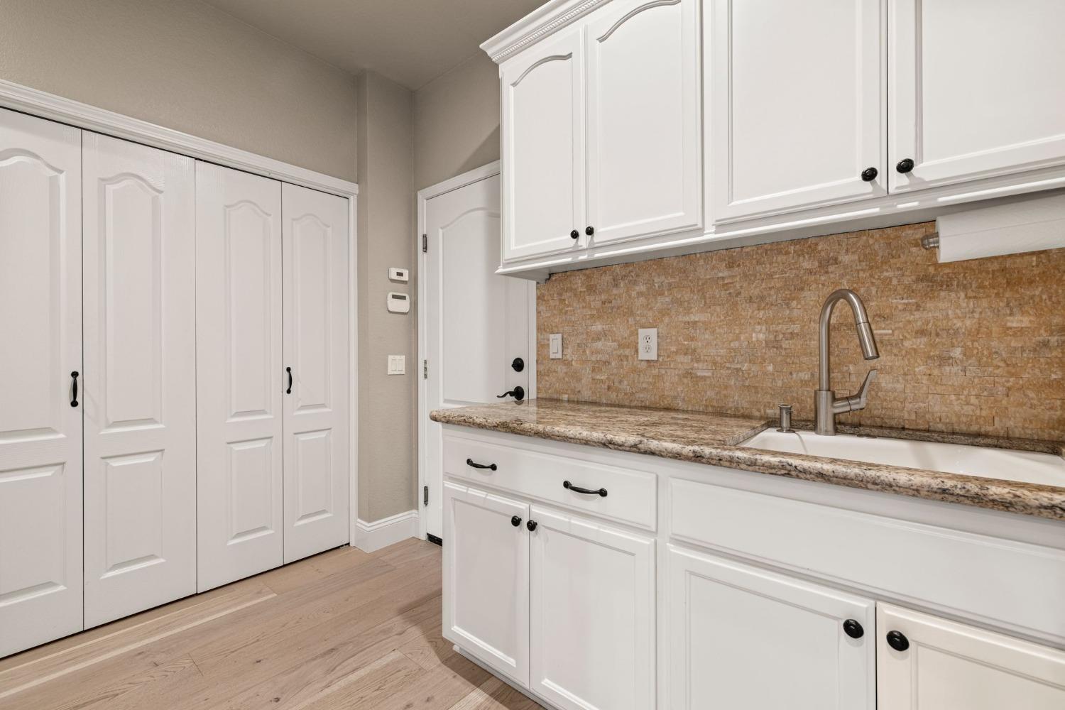 5008 Highgrove Court