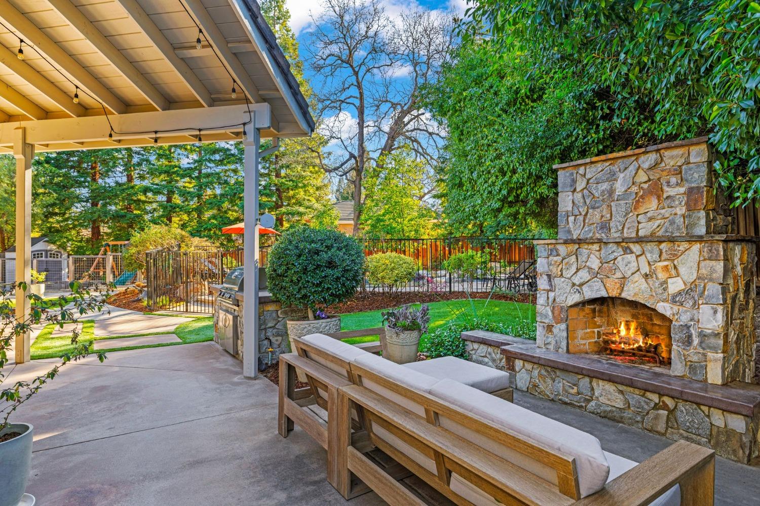 5008 Highgrove Court