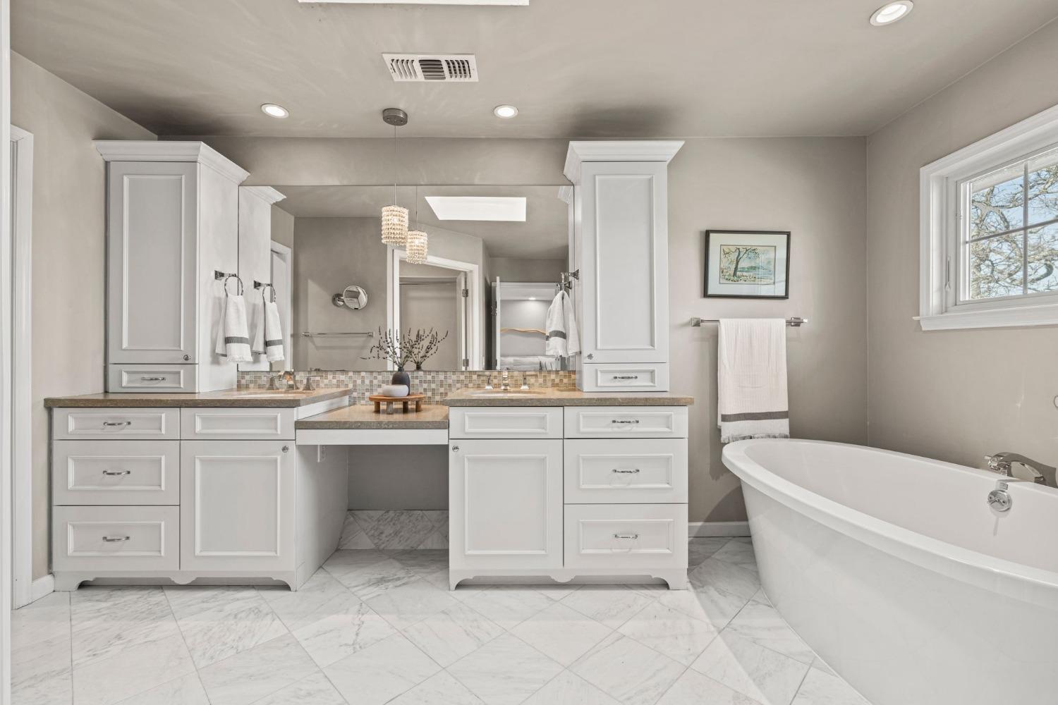 5008 Highgrove Court