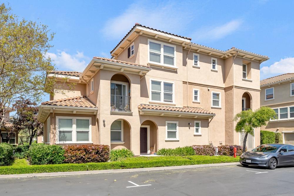 4800 Westlake Parkway 403